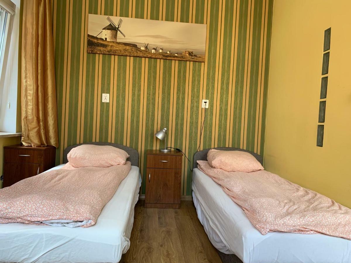 Hostel4U Гданськ Екстер'єр фото